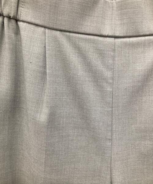 YORI（ヨリ）yori (ヨリ) ハンサムスラックス ベージュ サイズ:Sの古着・服飾アイテム