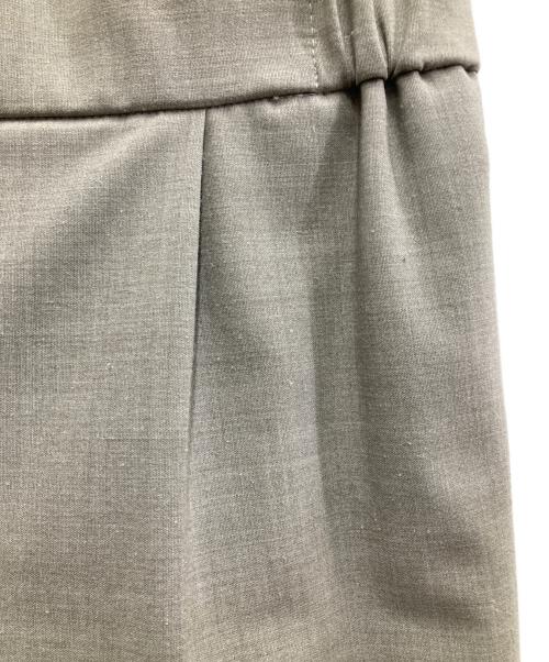 YORI（ヨリ）yori (ヨリ) ハンサムスラックス ベージュ サイズ:Sの古着・服飾アイテム