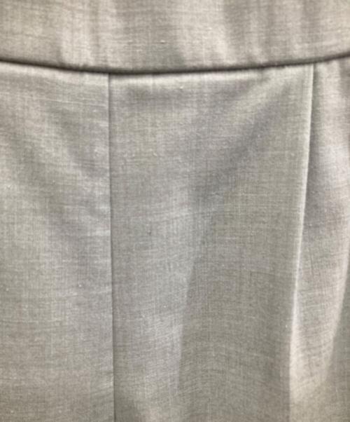 YORI（ヨリ）yori (ヨリ) ハンサムスラックス ベージュ サイズ:Sの古着・服飾アイテム