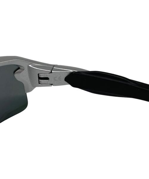 OAKLEY（オークリー）OAKLEY (オークリー) FLAK2.0 サングラス シルバー サイズ:61/12 133の古着・服飾アイテム