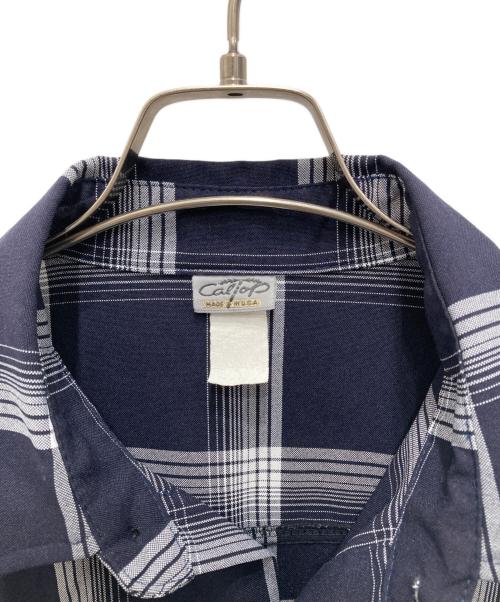 CalTop（キャルトップ）CalTop (キャルトップ) チェックシャツ ホワイト×ネイビー サイズ:不明(実寸をご確認ください)の古着・服飾アイテム