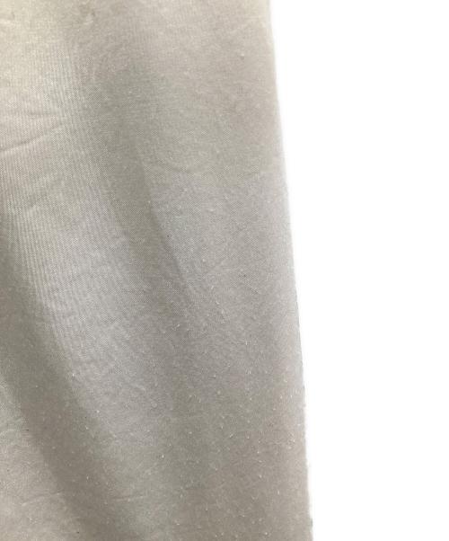 YORI（ヨリ）YORI (ヨリ) サテンワイドパンツ ホワイト サイズ:36の古着・服飾アイテム