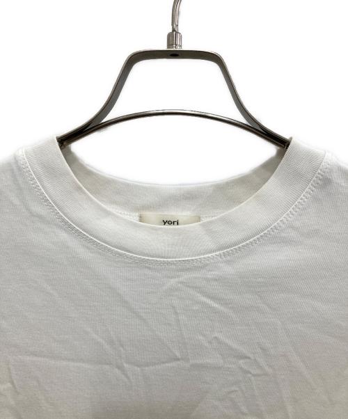 YORI（ヨリ）yori (ヨリ) ヘムフリルワイドカットソー ホワイト サイズ:Fの古着・服飾アイテム