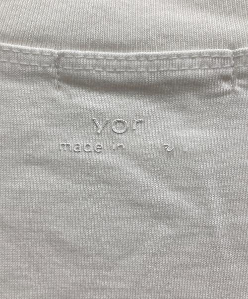 YORI（ヨリ）yori (ヨリ) ヘムフリルワイドカットソー ホワイト サイズ:Fの古着・服飾アイテム