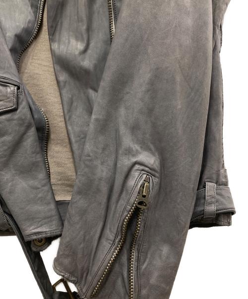 sisii（シシ）sisii (シシ) レザーライダースジャケット グレー サイズ:17の古着・服飾アイテム
