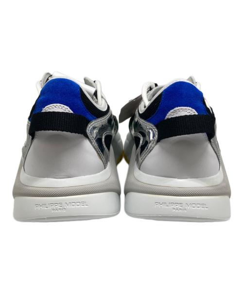 PHILIPPE MODEL（フィリップ モデル）PHILIPPE MODEL (フィリップ モデル) ローカットスニーカー ホワイト サイズ:44の古着・服飾アイテム