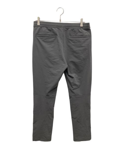 F.C.R.B.（エフシーレアルブリストル）F.C.R.B. (エフシーレアルブリストル) WARM UP PANTS グレー サイズ:Mの古着・服飾アイテム