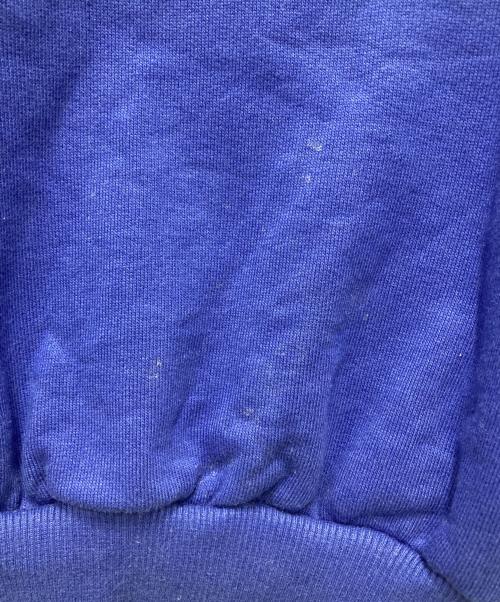 KEBOZ（ケボズ）KEBOZ (ケボズ) 両面刺繍エンブロイダリーロゴスウェット ブルー サイズ:Lの古着・服飾アイテム