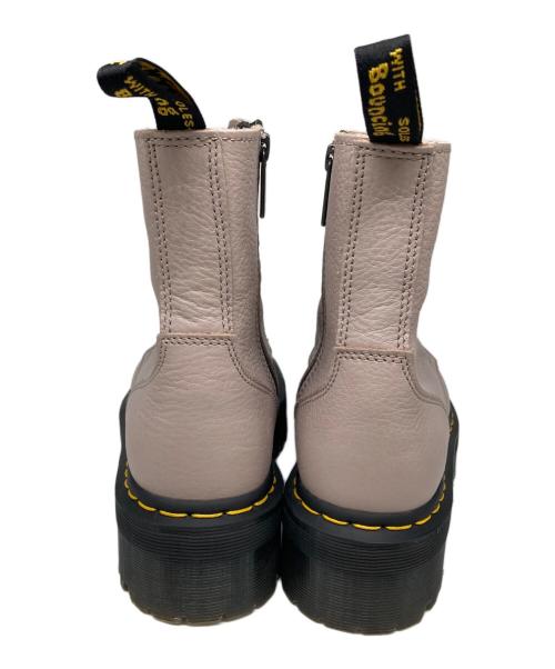 Dr.Martens（ドクターマーチン）Dr.Martens (ドクターマーチン) Jadon III ブーツ 8ホールブーツ ピンクベージュ サイズ:EU38の古着・服飾アイテム