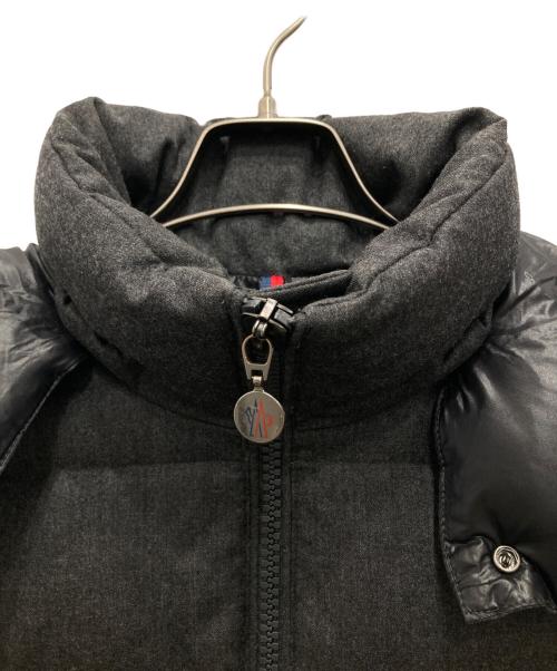 MONCLER（モンクレール）MONCLER (モンクレール) MONTGENEVREダウンンジャケット グレーの古着・服飾アイテム