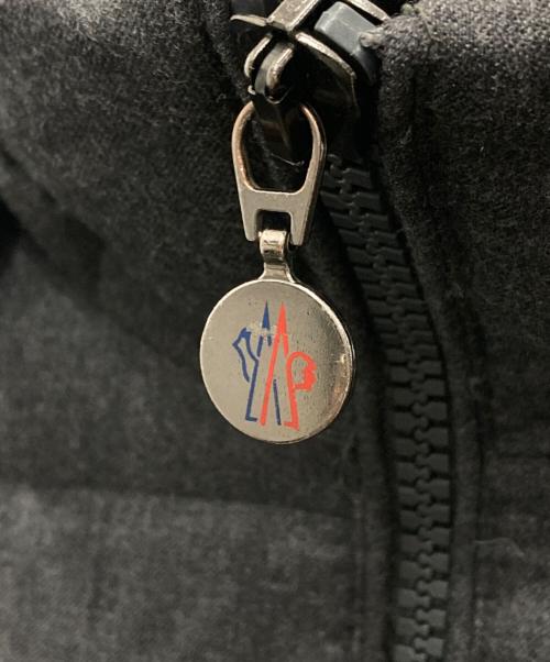 MONCLER（モンクレール）MONCLER (モンクレール) MONTGENEVRE　ダウンジャケット グレーの古着・服飾アイテム