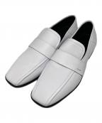 BARNEYS NEWYORKバーニーズ・ニューヨーク）の古着「スクエアトゥローファー」｜ホワイト