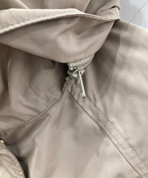 WOOLRICH（ウールリッチ）WOOLRICH (ウールリッチ) マウンテンパーカー ベージュ サイズ:Sの古着・服飾アイテム