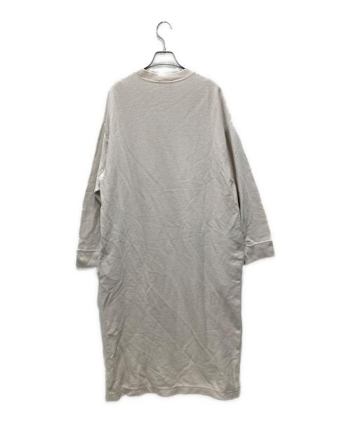 ATON（エイトン）ATON (エイトン) カットソーワンピース アイボリー サイズ:02の古着・服飾アイテム