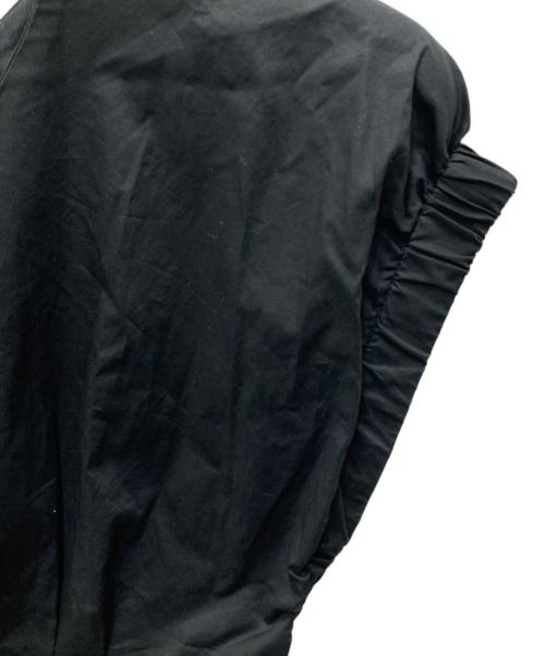 FRAY ID（フレイ アイディー）FRAY ID (フレイ アイディー) ショートパフフレアワンピース ブラックの古着・服飾アイテム