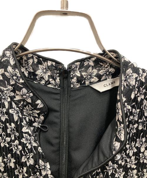 CLANE（クラネ）CLANE (クラネ) PLEATS FLORET ONE PIECE ブラック サイズ:1の古着・服飾アイテム
