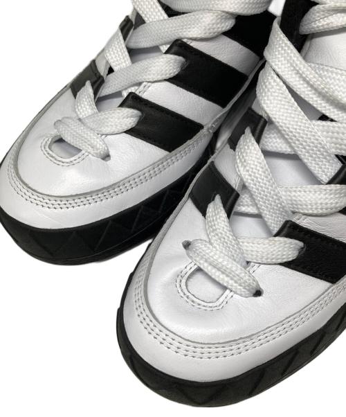 adidas（アディダス）adidas (アディダス) ADIMATIC ホワイト×ブラック サイズ:27の古着・服飾アイテム