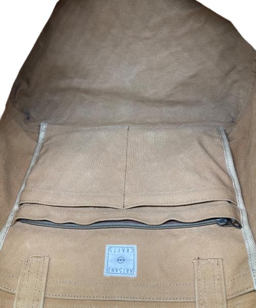 ARTSAND CRAFTS（アーツ アンド クラフツ）ARTSAND CRAFTS (アーツ アンド クラフツ) CANVAS BASIC TOTE ベージュの古着・服飾アイテム