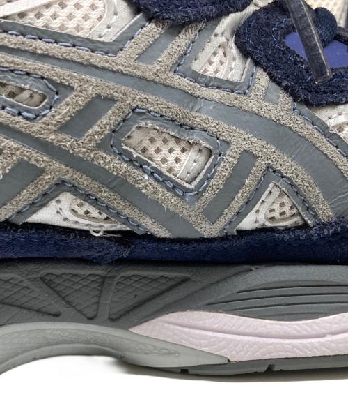 asics（アシックス）asics (アシックス) Gel-NYC ホワイト×ネイビー サイズ:27の古着・服飾アイテム