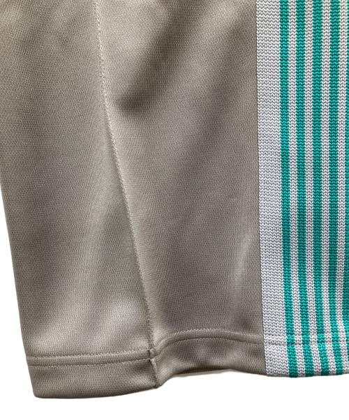 Needles（ニードルズ）Needles (ニードルズ) トラックパンツ グレー×グリーン サイズ:Sの古着・服飾アイテム