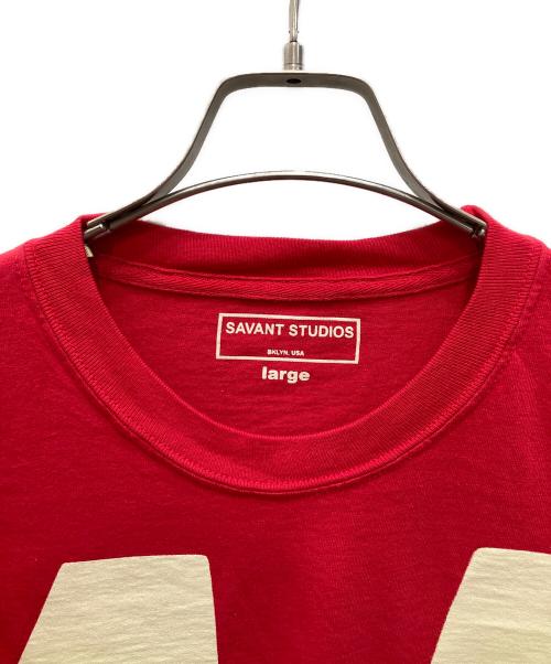 SAVANT STUDIOS（サバン スタジオ）SAVANT STUDIOS (サバン スタジオ) TEAM STUDIO TEE/チーム スタジオ ティー レッド サイズ:Lの古着・服飾アイテム