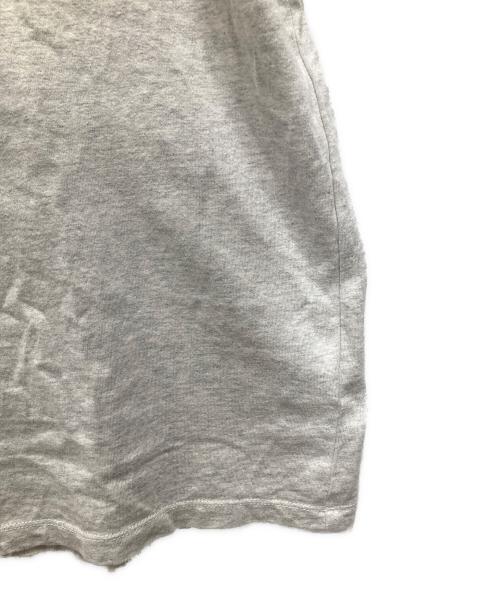 FOG ESSENTIALS（フィアオブゴッド エッセンシャル）FOG ESSENTIALS (フィアオブゴッド エッセンシャル) プリントカットソー グレー サイズ:Sの古着・服飾アイテム