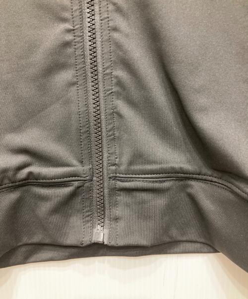 FREELY CIRCLE（フリーリーサークル）FREELY CIRCLE (フリーリーサークル) LOGO RASH ZIP HOODIE ブラック サイズ:XL 未使用品の古着・服飾アイテム