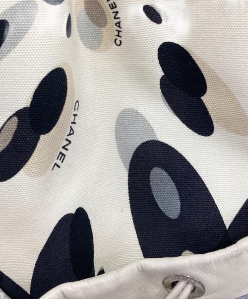 CHANEL（シャネル）CHANEL (シャネル) 総柄キャンバストートバッグ アイボリーの古着・服飾アイテム