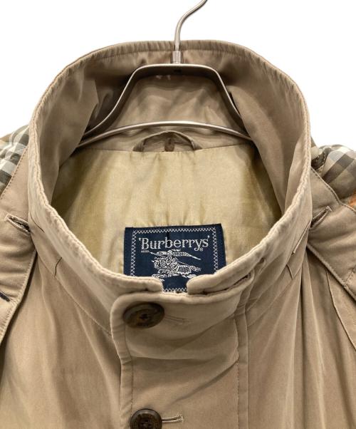 Burberry's（バーバリー）Burberry's (バーバリーズ) フーデッドジャケット ベージュ サイズ:Lの古着・服飾アイテム