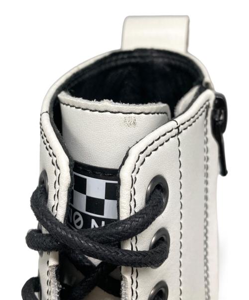 No Name（ノーネーム）No Name (ノーネーム) 10ホールブーツ ホワイト サイズ:36の古着・服飾アイテム