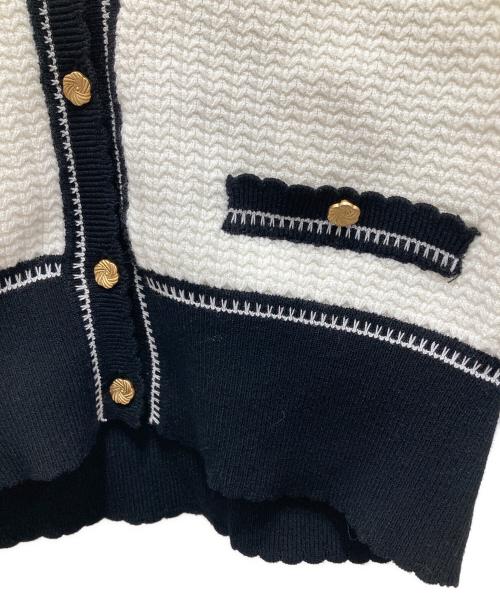 Lily Brown（リリーブラウン）Lily Brown (リリーブラウン) MARY QUANT (マリークヮント) バイカラーパフニットカーディガン アイボリー サイズ:freeの古着・服飾アイテム