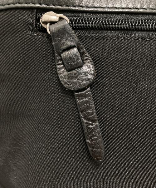 慈雨（ジウ）慈雨 (ジウ) ナイロンレザートートバッグ ブラックの古着・服飾アイテム