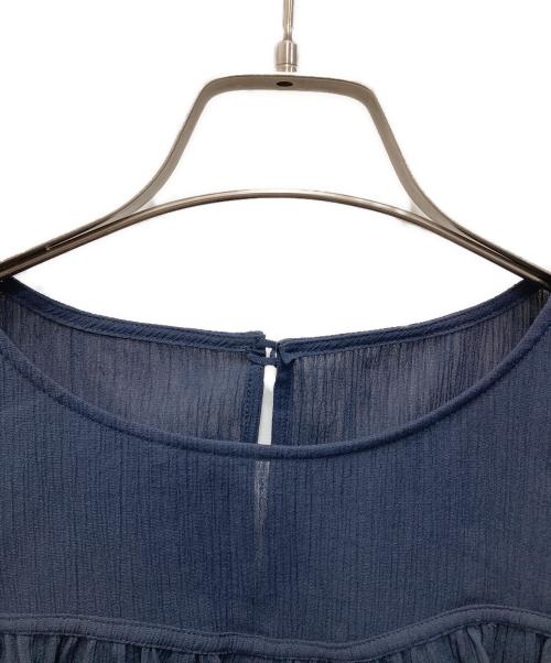 GRACE CONTINENTAL（グレースコンチネンタル）GRACE CONTINENTAL (（グレースコンチネンタル) フリルブラウス ネイビー サイズ:36 未使用品の古着・服飾アイテム