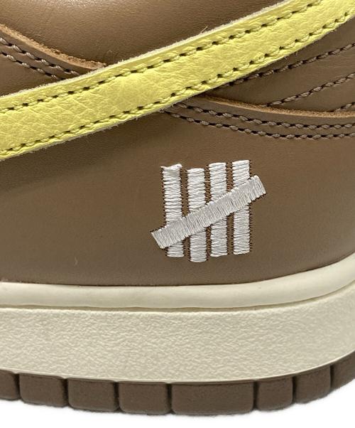 NIKE（ナイキ）NIKE (ナイキ) UNDEFEATED (アンディフィーテッド) DUNK LOW SP/ダンク ロー SP ベージュ×イエロー サイズ:27.5cmの古着・服飾アイテム