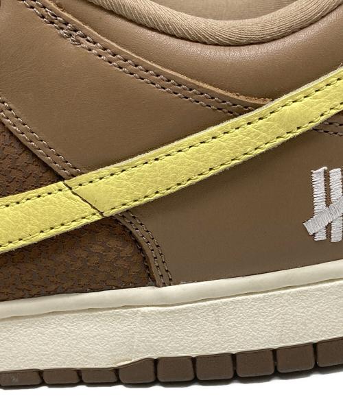 NIKE（ナイキ）NIKE (ナイキ) UNDEFEATED (アンディフィーテッド) DUNK LOW SP/ダンク ロー SP ベージュ×イエロー サイズ:27.5cmの古着・服飾アイテム