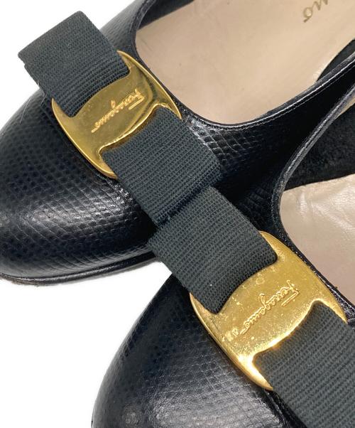 Salvatore Ferragamo（サルヴァトーレ フェラガモ）Salvatore Ferragamo (サルヴァトーレ フェラガモ) リボンパンプス ブラック サイズ:36 1/2の古着・服飾アイテム