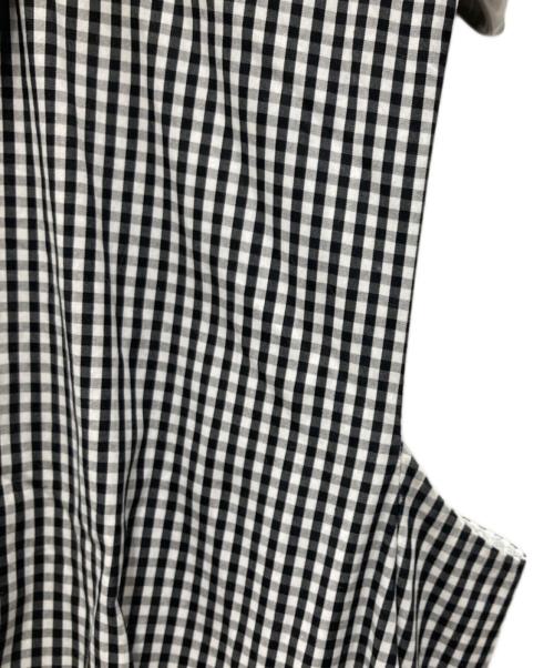 Apuweiser-riche（アプワイザーリッシェ）Apuweiser-riche (アプワイザーリッシェ) 洗えるパール釦シャツワンピース ホワイト×ブラック サイズ:1の古着・服飾アイテム