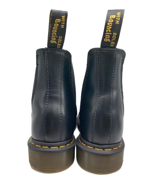 Dr.Martens（ドクターマーチン）Dr.Martens (ドクターマーチン) チェルシーブーツ ブラック サイズ:UK6の古着・服飾アイテム