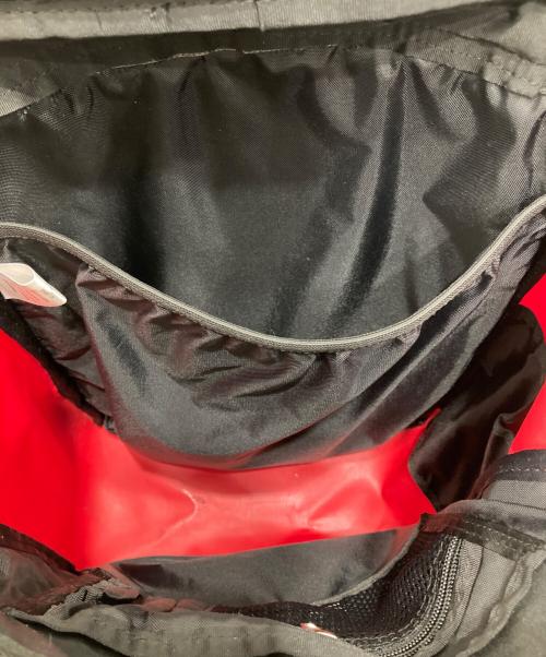 THE NORTH FACE（ザ ノース フェイス）THE NORTH FACE (ザ ノース フェイス) ヒューズボックスバックパック レッドの古着・服飾アイテム