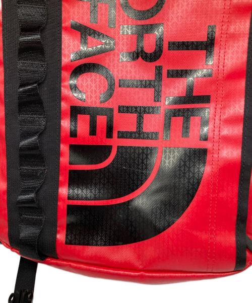 THE NORTH FACE（ザ ノース フェイス）THE NORTH FACE (ザ ノース フェイス) ヒューズボックスバックパック レッドの古着・服飾アイテム