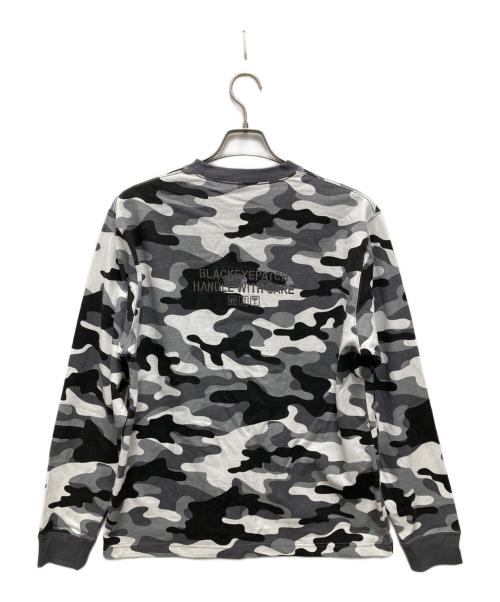 BlackEyePatch（ブラックアイパッチ）BlackEyePatch (ブラックアイパッチ) HWC CAMO L/S TEE ホワイト×グレー サイズ:Mの古着・服飾アイテム