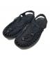 KEEN（キーン）の古着「UNEEKサンダル」｜ブラック