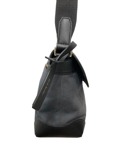 PAUL SMITH（ポールスミス）Paul Smith (ポールスミス) キャンバスレザーショルダーバッグ ブラックの古着・服飾アイテム