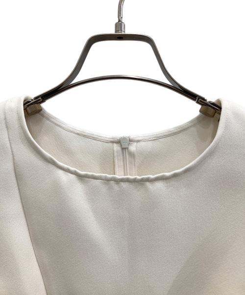 maison de dolce（メゾンドドルチェ）maison de dolce (メゾンドドルチェ) フィオーレトップス アイボリー サイズ:Fの古着・服飾アイテム