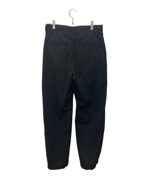 UNIVERSAL PRODUCTS.（ユニバーサルプロダクツ）UNIVERSAL PRODUCTS. (ユニバーサルプロダクツ) No Tuck Wide Tapered Easy Pants ブラック サイズ:Mの古着・服飾アイテム