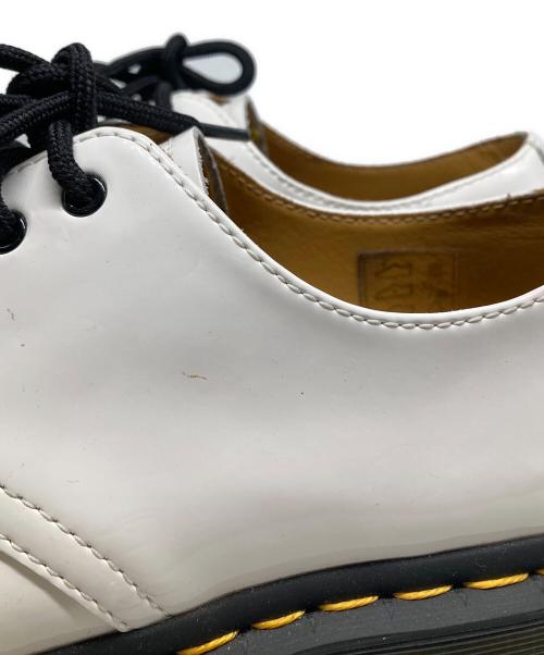 Dr.Martens（ドクターマーチン）Dr.Martens (ドクターマーチン) 3ホールシューズ ホワイト サイズ:37の古着・服飾アイテム