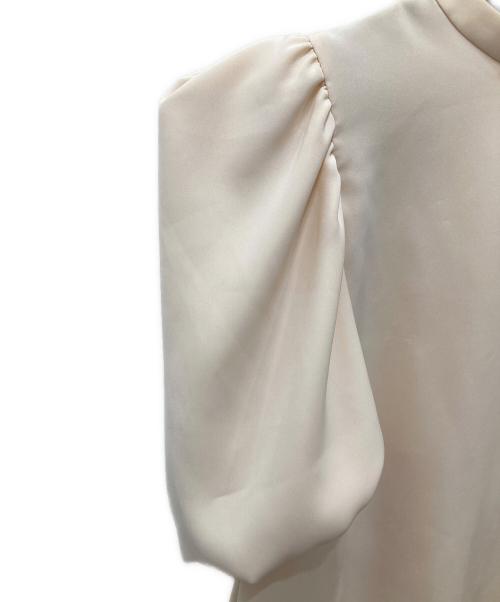 anuans（アニュアンス）anuans (アニュアンス) アレンジスリーブブラウス アイボリー サイズ:Freeの古着・服飾アイテム