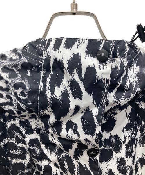 adidas by stella McCartney（アディダス バイ ステラマッカートニー）adidas by stella McCartney (アディダス バイ ステラマッカートニー) ナイロンジャケット ホワイト×ブラック サイズ:XSの古着・服飾アイテム