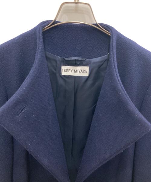 me ISSEY MIYAKE（ミーイッセイ ミヤケ）me ISSEY MIYAKE (ミーイッセイ ミヤケ) ポリトレンチコート ネイビー サイズ:3の古着・服飾アイテム
