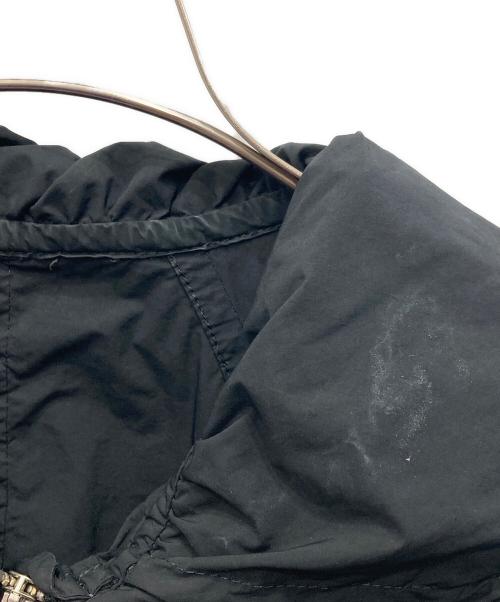 me ISSEY MIYAKE（ミーイッセイ ミヤケ）me ISSEY MIYAKE (ミーイッセイ ミヤケ) ポリナイロンジップコート ブラック サイズ:FREEの古着・服飾アイテム